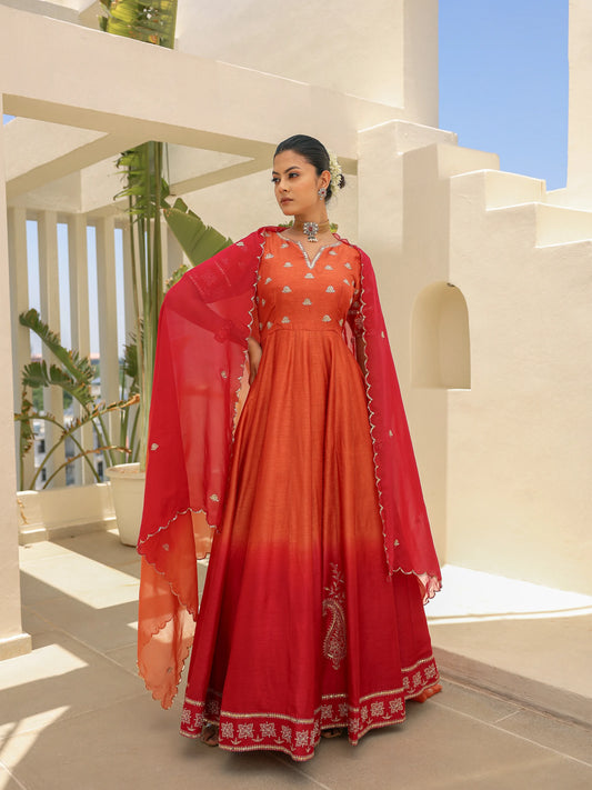Model wearing an ombre Anarkali paired with a shaded organza dupatta.