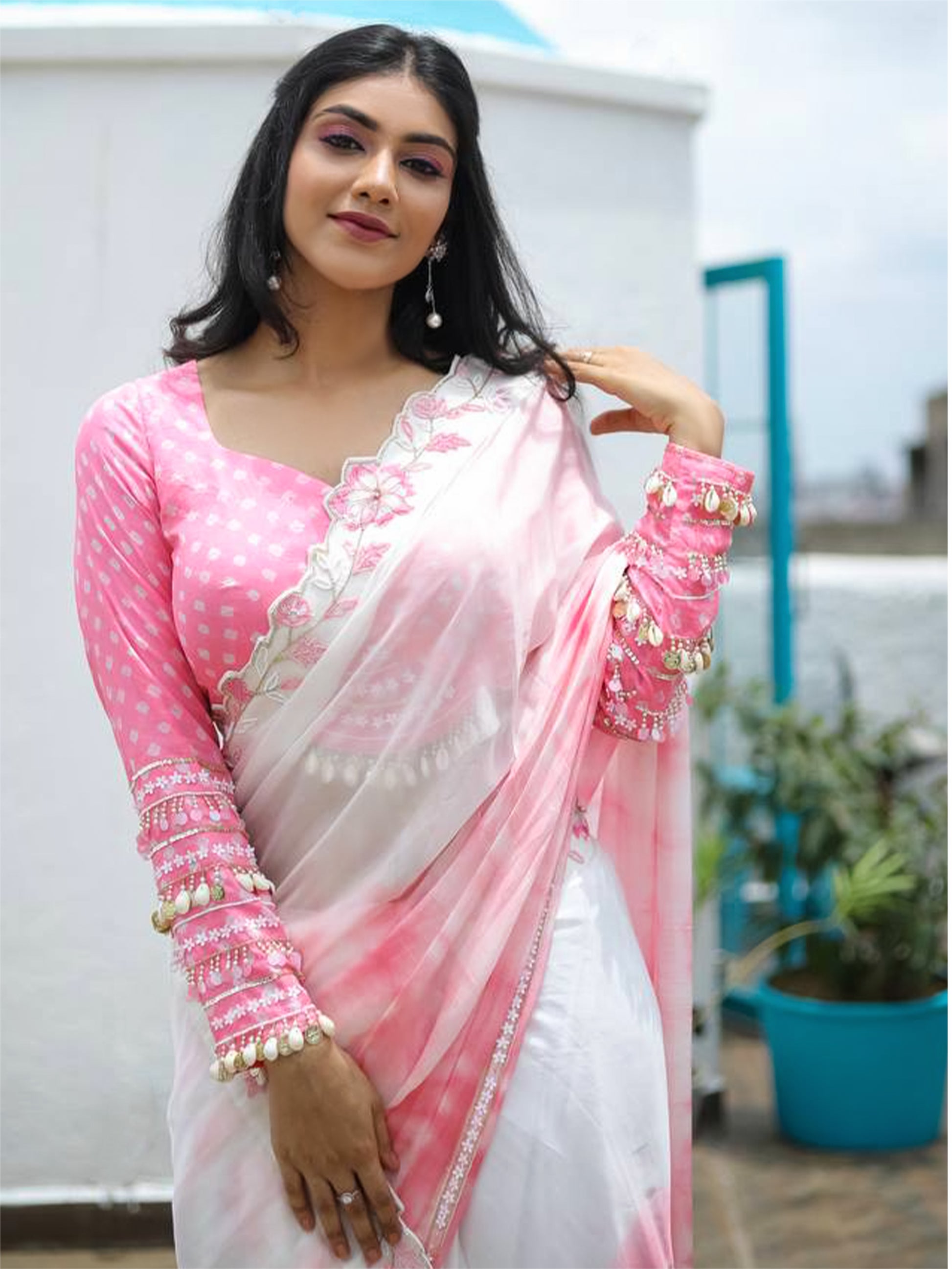 traditional hand dyed pink saree with cutwork on pallu. Perfect for weddings